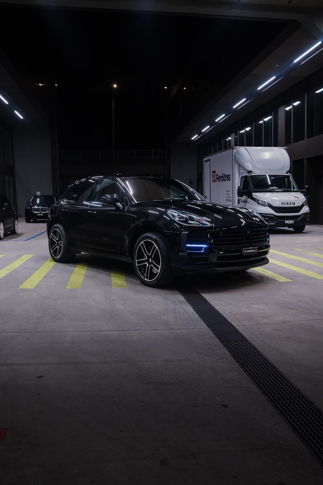 Location Porsche Macan S à Genève — CheapRentalCar
